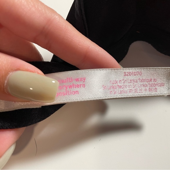 BUNDLE - PUSH-UP BRA VICTORIA’S SECRET NUDE&BLACK SET - Picture 3 of 6